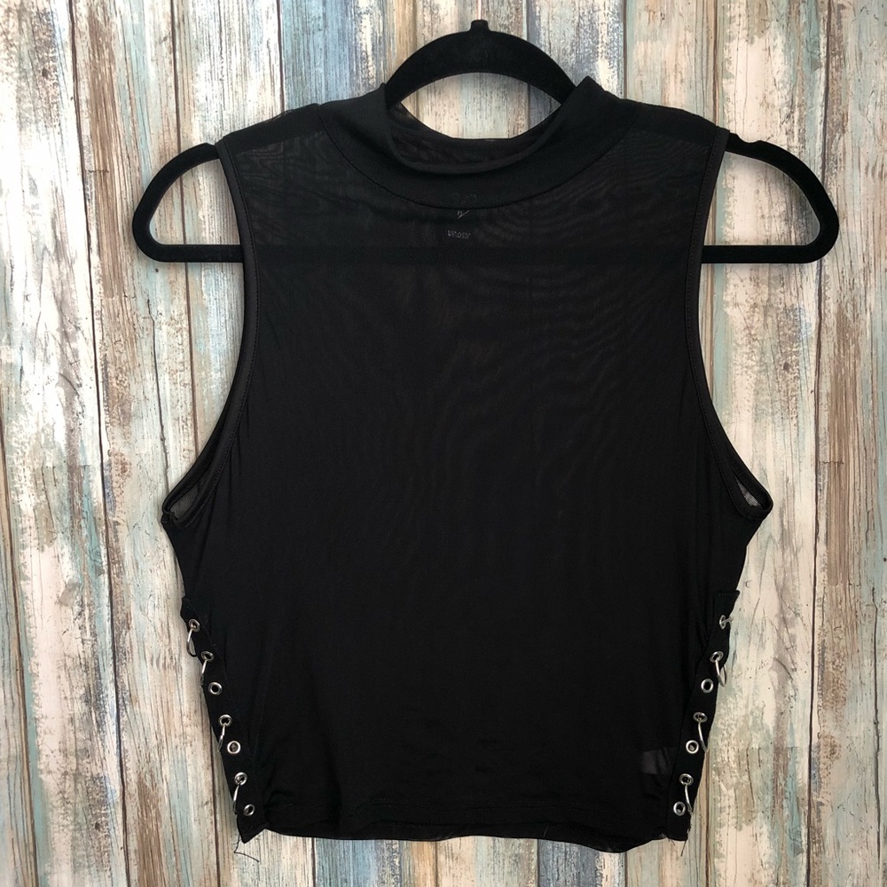 Turtle neck mesh sleeveless blouse